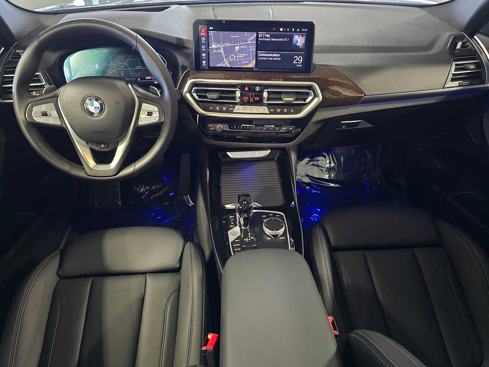 Used 2024 BMW X3 xDrive30i w/ Premium Package AWD/4WD image 10