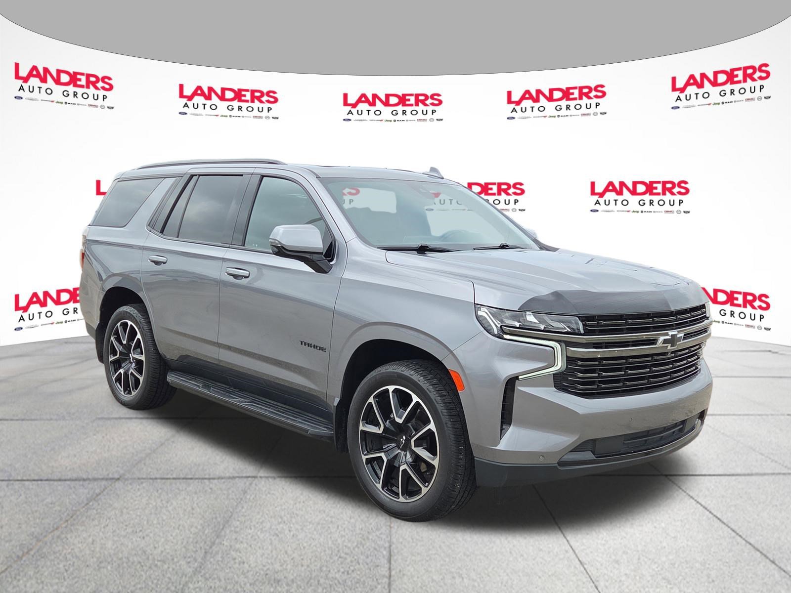 Used 2021 Chevrolet Tahoe RST w/ Luxury Package RWD image 1
