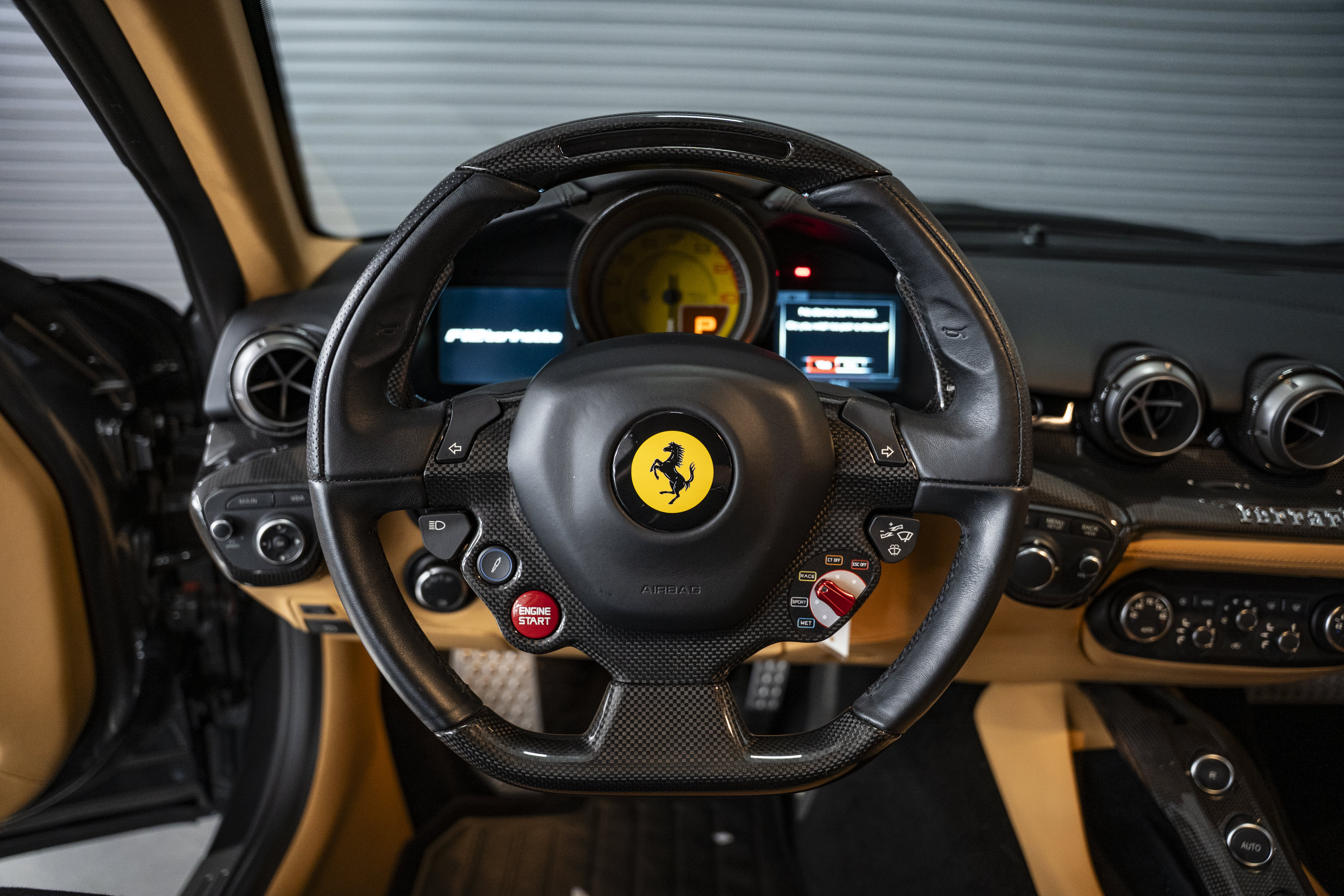 Used 2014 Ferrari F12 Berlinetta RWD image 29