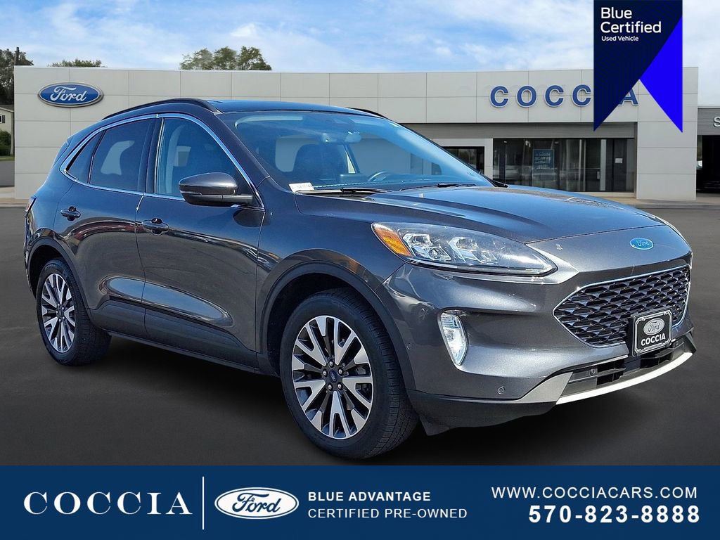 Certified 2020 Ford Escape Titanium image 3
