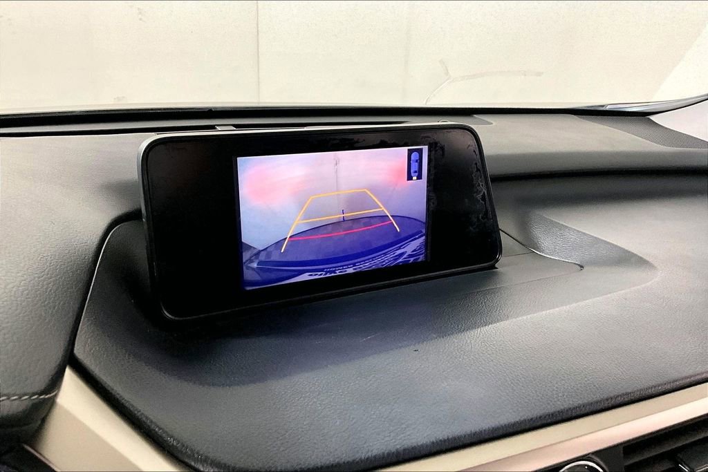 Used 2018 Lexus RX 350L FWD w/ Premium Package image 21