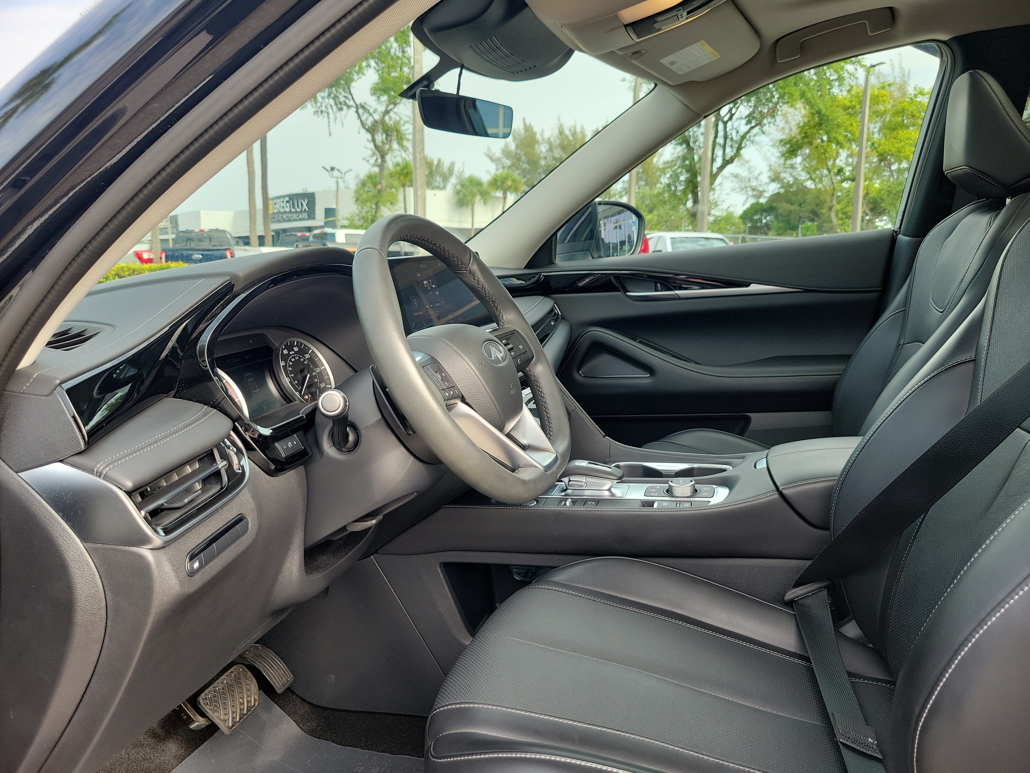 Used 2025 INFINITI QX60 Pure AWD/4WD image 12