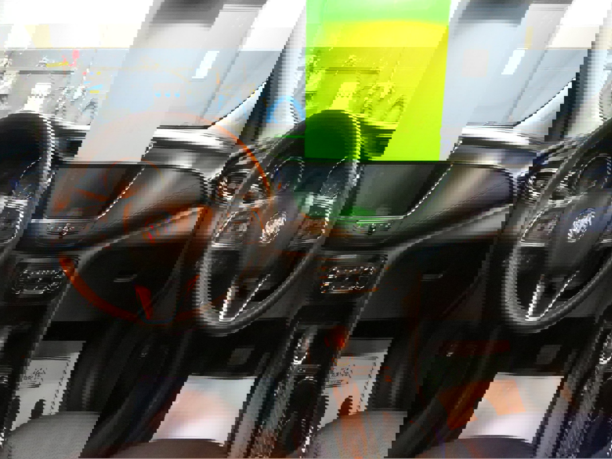 Used 2023 Buick Encore GX Essence w/ Experience Buick Package image 10