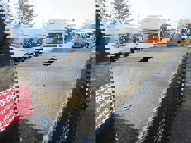 Used 2019 Ford F750 2WD Crew Cab Super Duty image 26