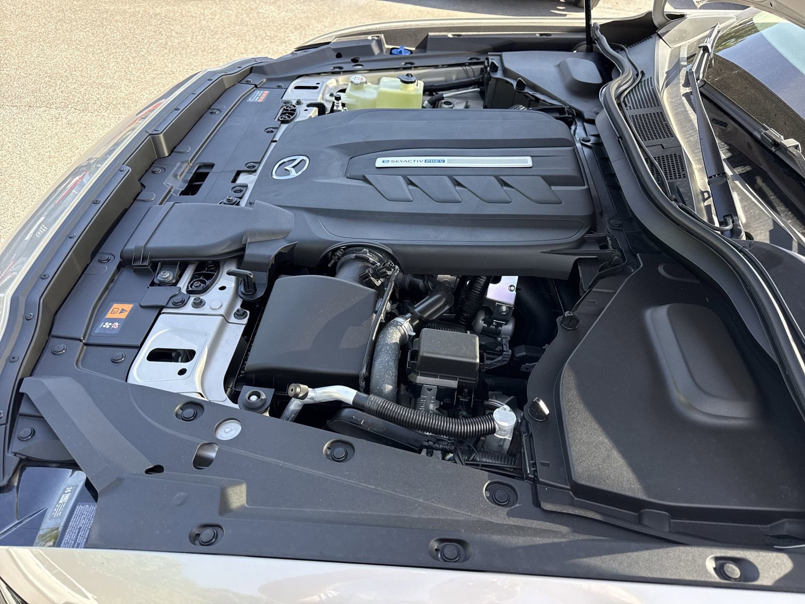 Used 2024 MAZDA CX-90 Plug-In Hybrid w/ Premium Plus image 39