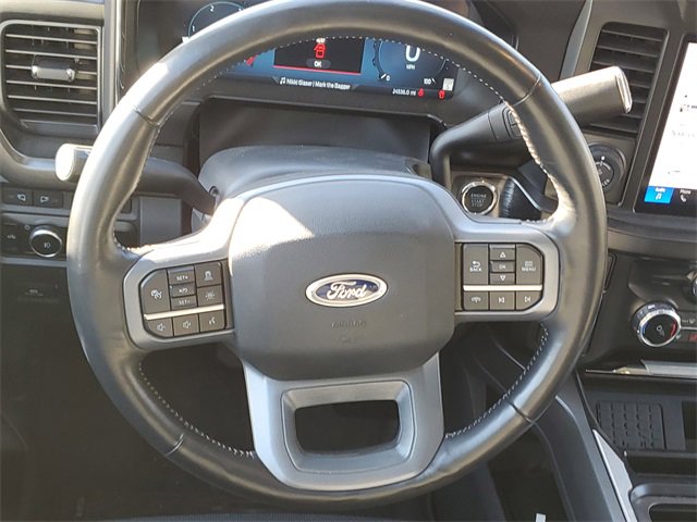 Used 2023 Ford F350 Lariat w/ Lariat Ultimate Package image 11