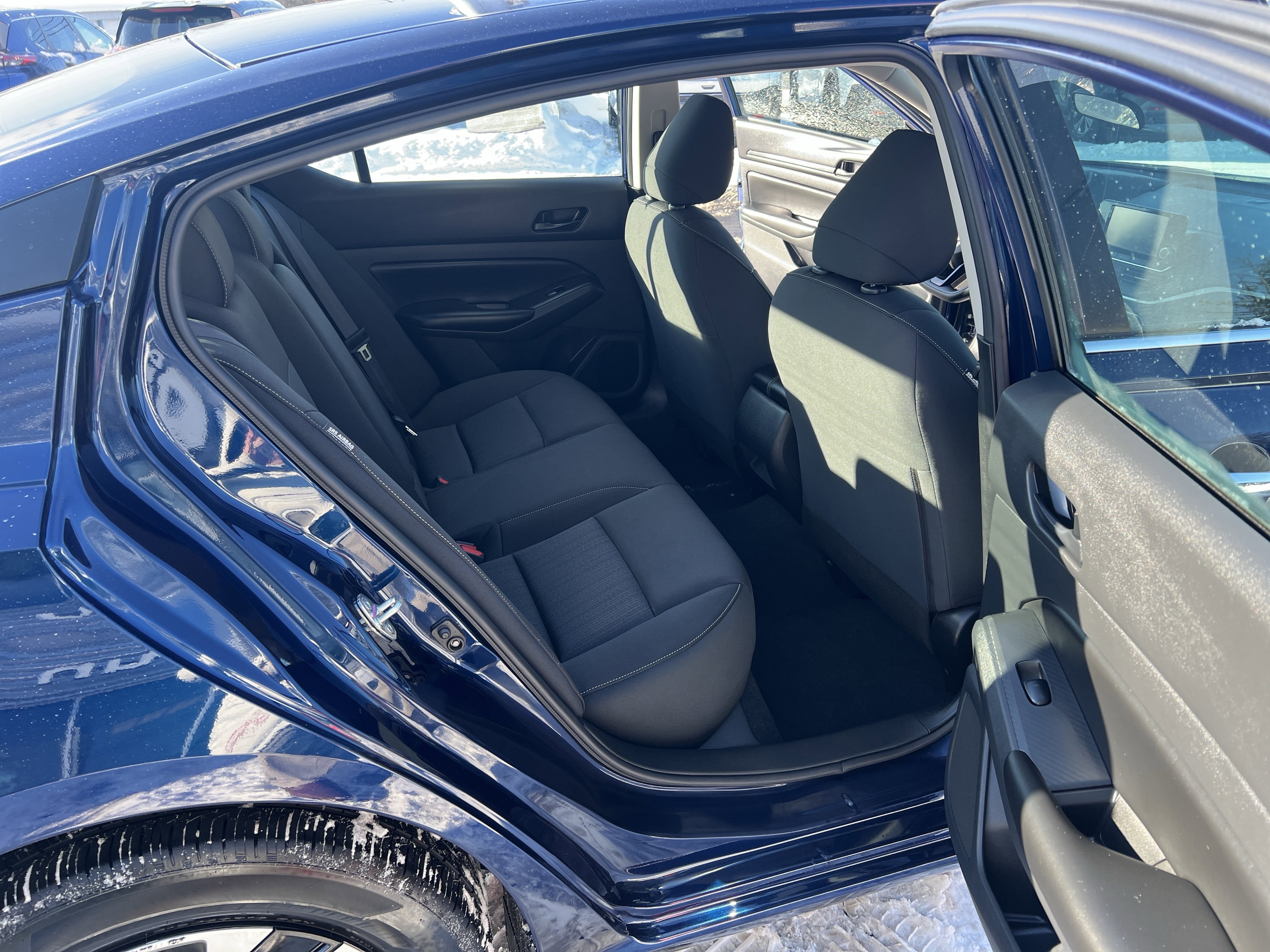 Used 2023 Nissan Altima 2.5 S image 11