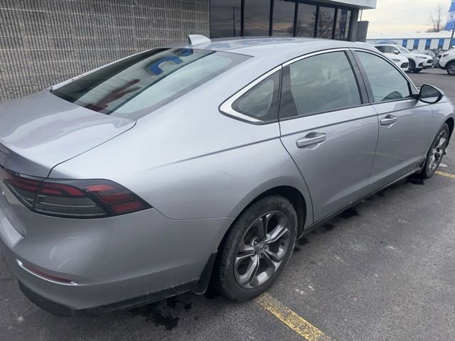 Certified 2023 Honda Accord EX image 7