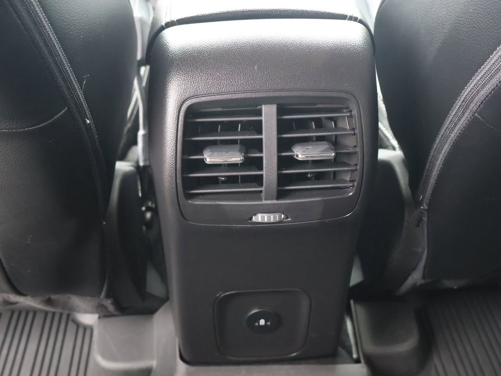 Used 2023 Ford Escape Platinum w/ Premium Technology Package image 25