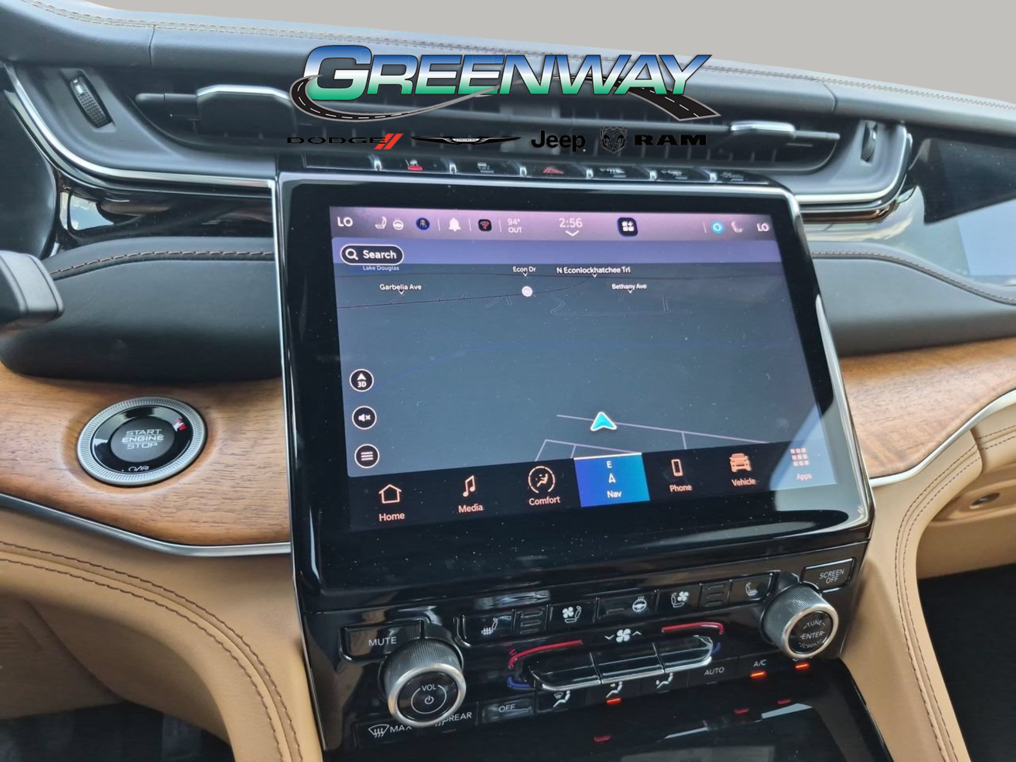 Used 2022 Jeep Grand Cherokee L Summit AWD/4WD image 16
