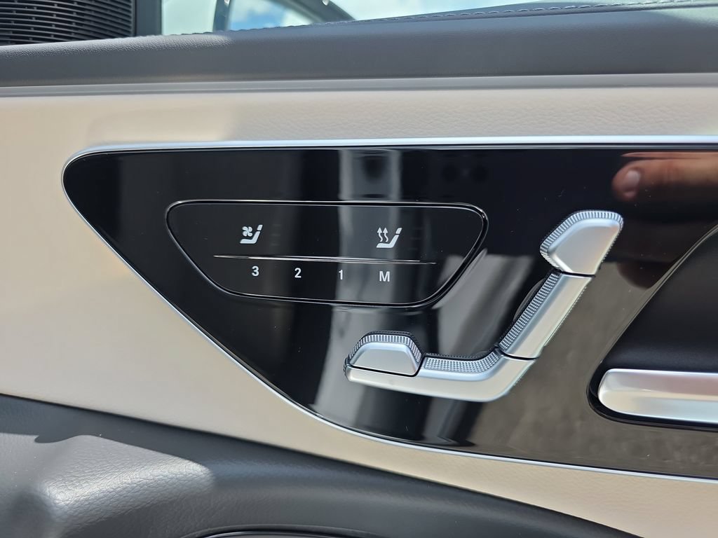 New 2026 Mercedes-Benz E 350 4MATIC Sedan image 17