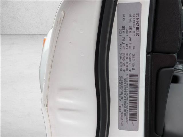 Used 2020 Jeep Grand Cherokee Overland AWD/4WD image 28