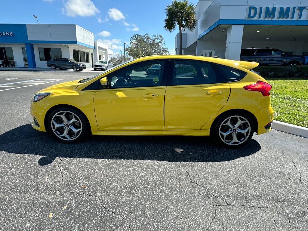 Used 2017 Ford Focus ST image 9