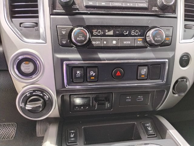 Used 2021 Nissan Titan SV w/ SV Convenience Package AWD/4WD image 17