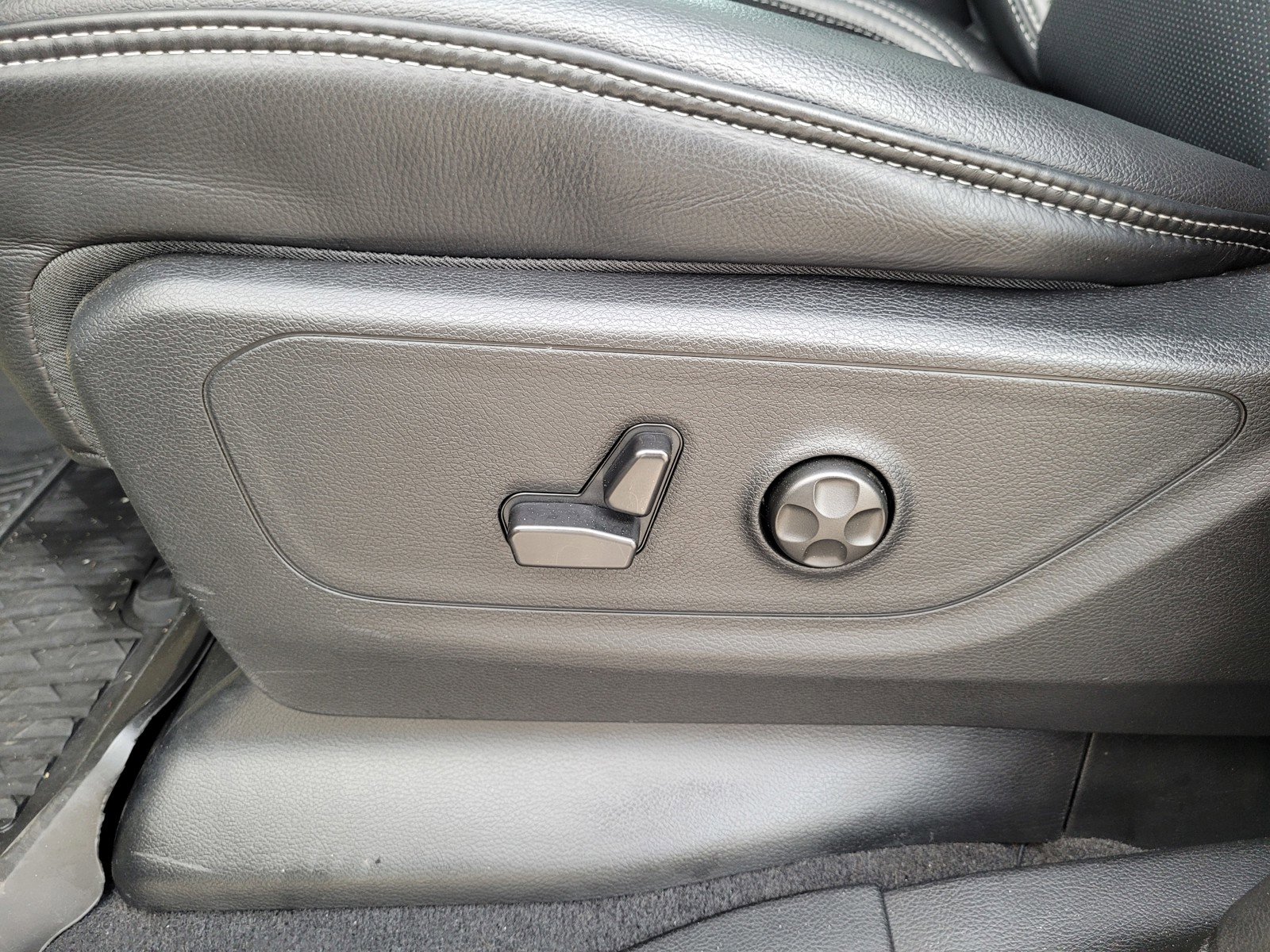 Used 2025 RAM 1500 RHO w/ RHO Level 1 Equipment Group image 11