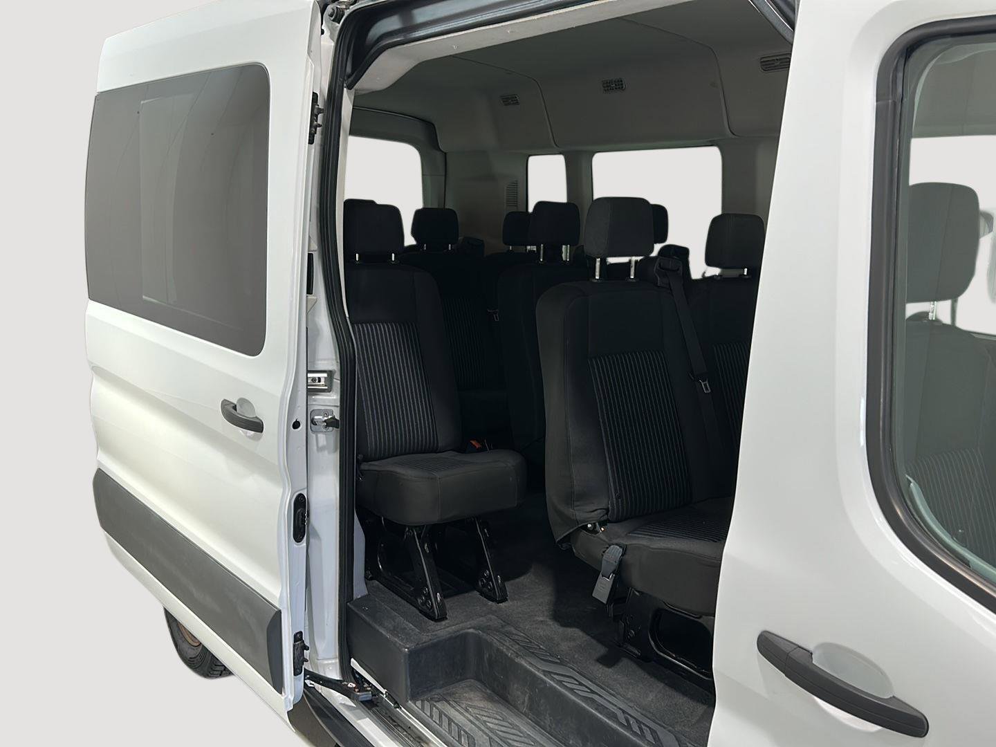 Used 2018 Ford Transit 350 XL image 21
