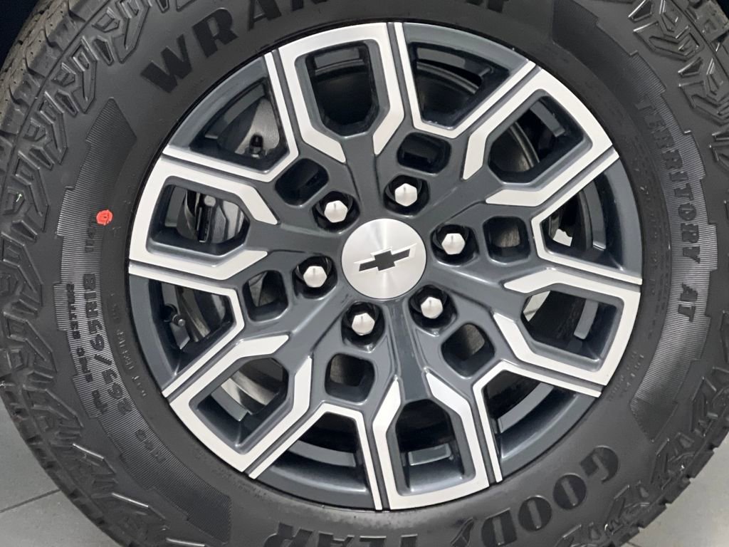 Used 2026 Chevrolet Colorado Z71 AWD/4WD image 62