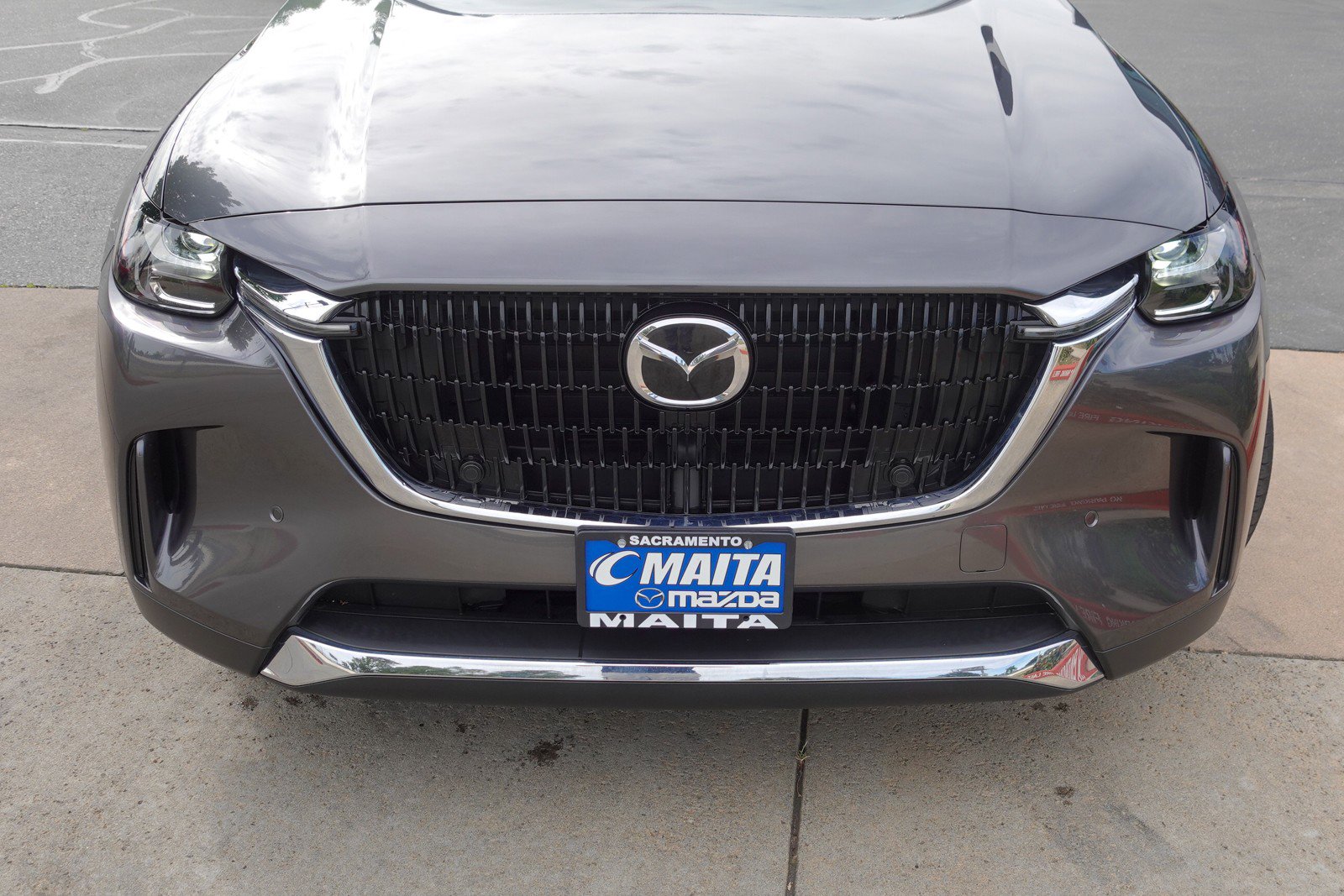 Used 2024 MAZDA CX-90 Plug-In Hybrid w/ Premium Pkg image 3