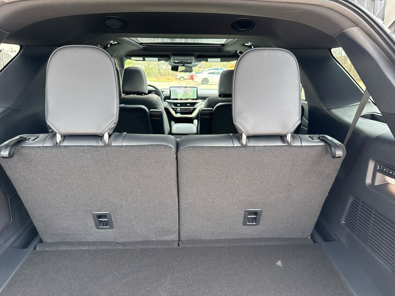 New 2026 Ford Explorer Tremor w/ Tremor Ultimate Package AWD/4WD image 26