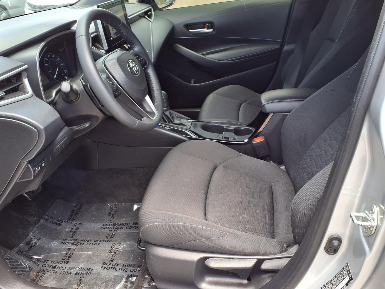 Used 2024 Toyota Corolla SE w/ SE Package FWD image 15