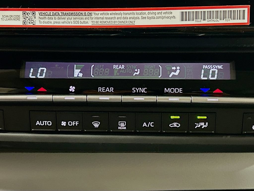 New 2025 Toyota Sienna XLE FWD image 15