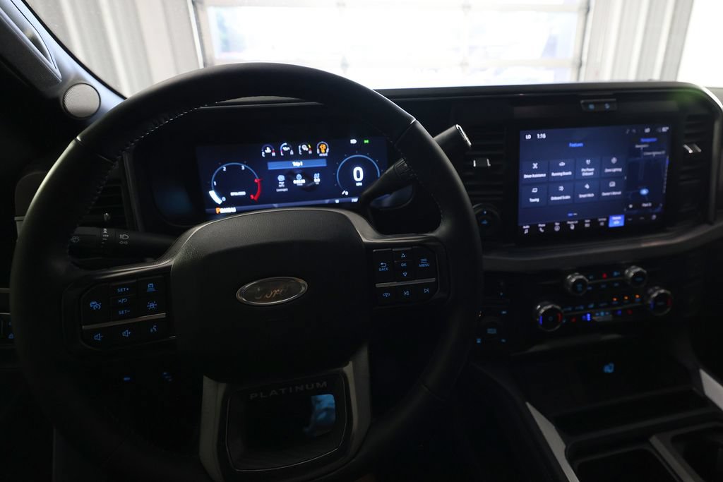 Used 2025 Ford F250 Platinum AWD/4WD image 19
