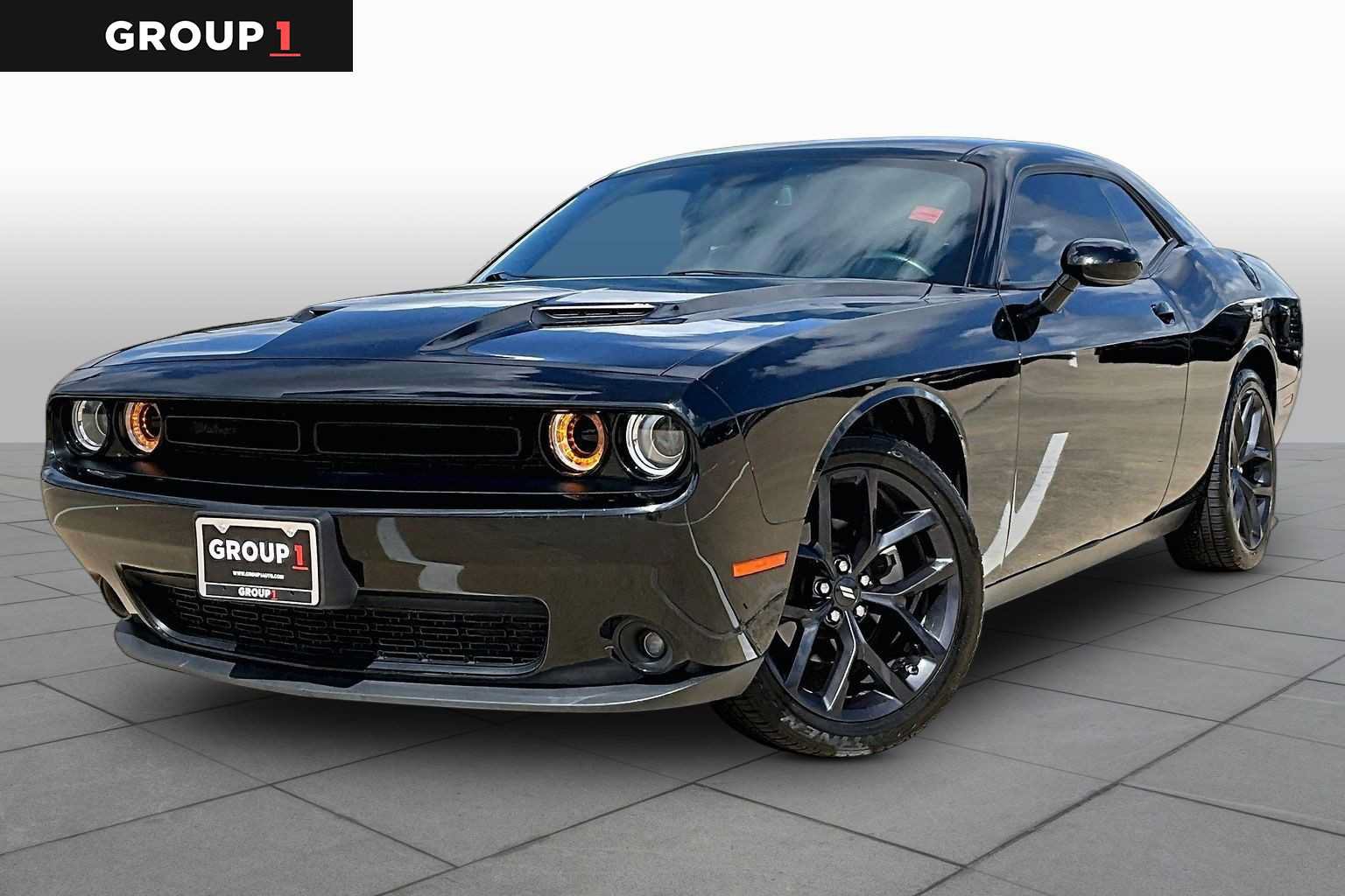 Used 2023 Dodge Challenger SXT w/ Blacktop Package RWD image 1