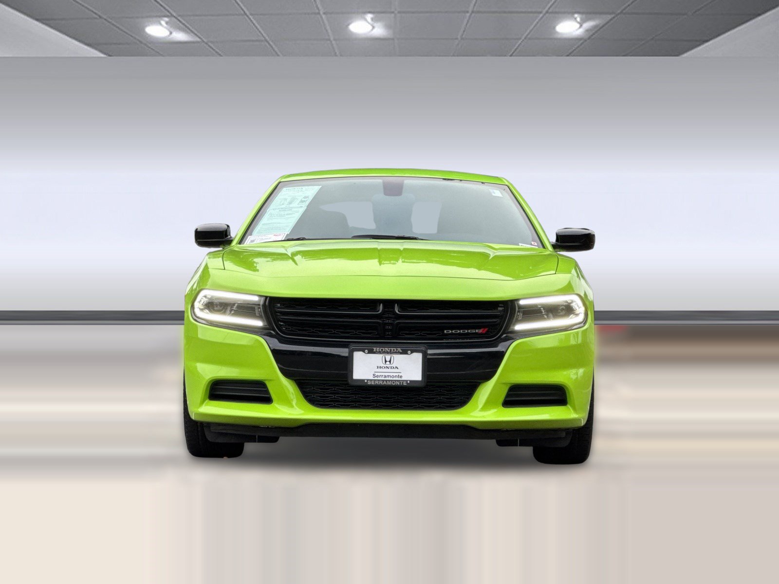 Used 2023 Dodge Charger SXT w/ Blacktop Package RWD image 5