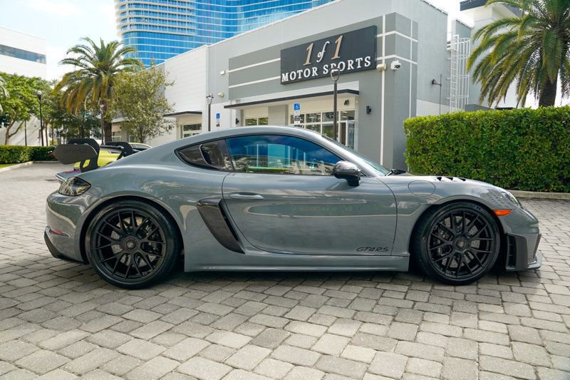 Used 2024 Porsche 718 Cayman GT4 RS image 33