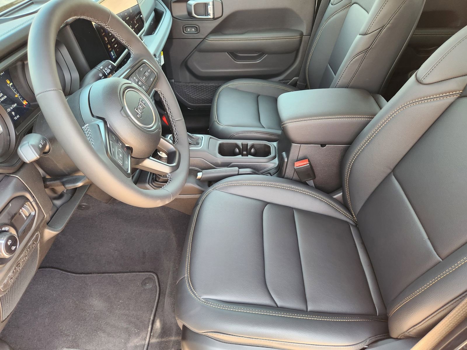 New 2025 Jeep Gladiator Sport image 10