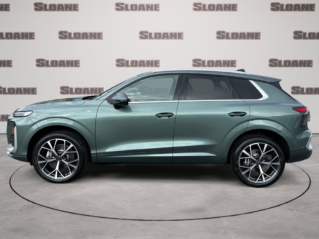 New 2026 Audi Q3 quattro 2.0T AWD/4WD image 2