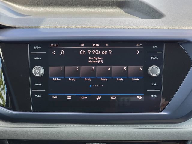 Used 2024 Volkswagen Taos SE image 23