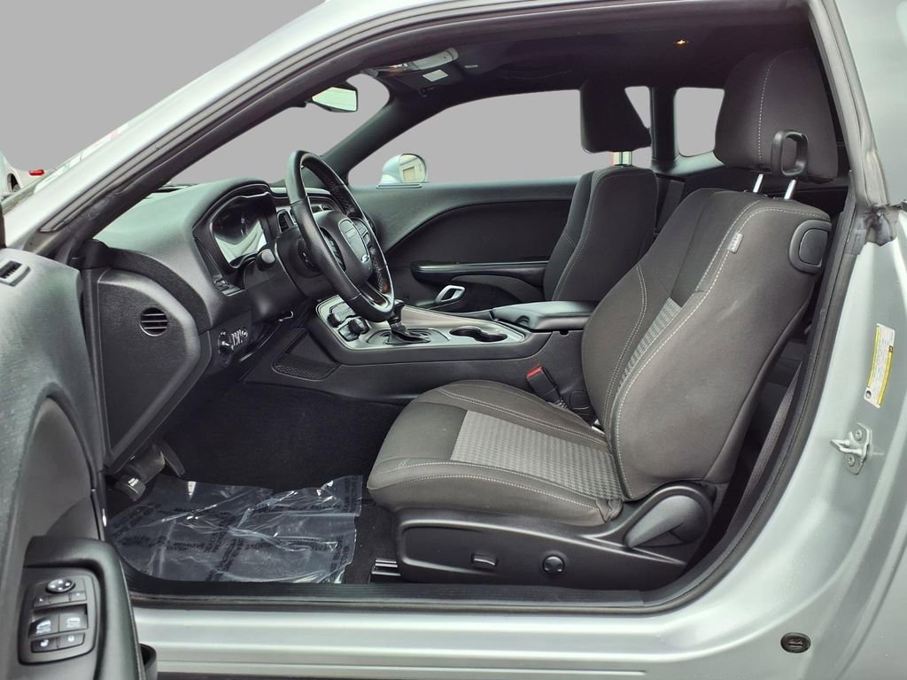 Used 2023 Dodge Challenger SXT w/ Blacktop Package image 21