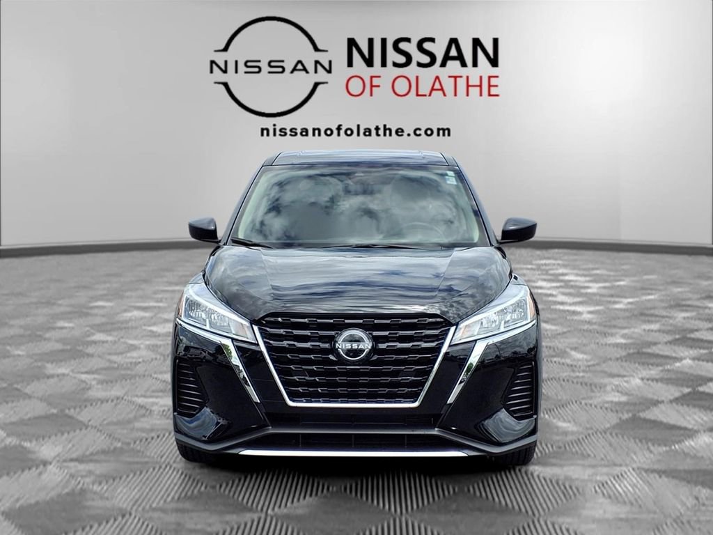 Certified 2025 Nissan Kicks Play S FWD image 31