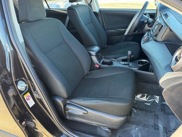 Used 2018 Toyota RAV4 LE w/ All Weather Liner Package image 10