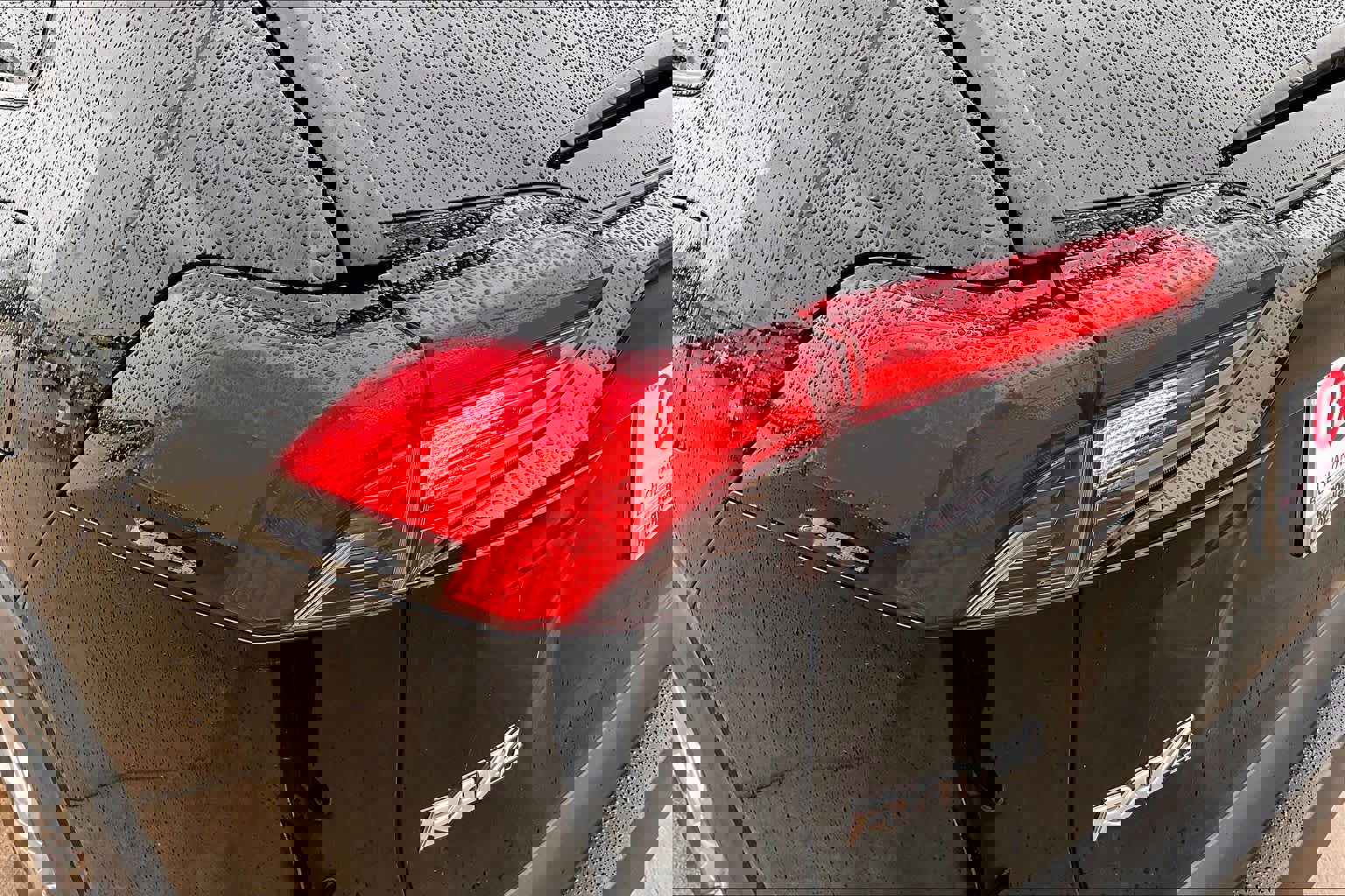 Used 2021 Toyota RAV4 XLE Premium image 28