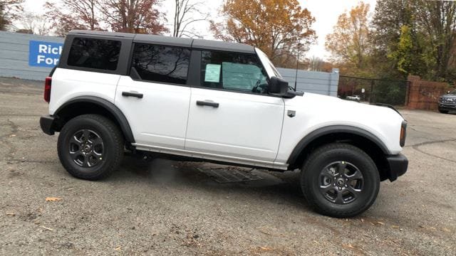Used 2024 Ford Bronco Big Bend AWD/4WD image 4