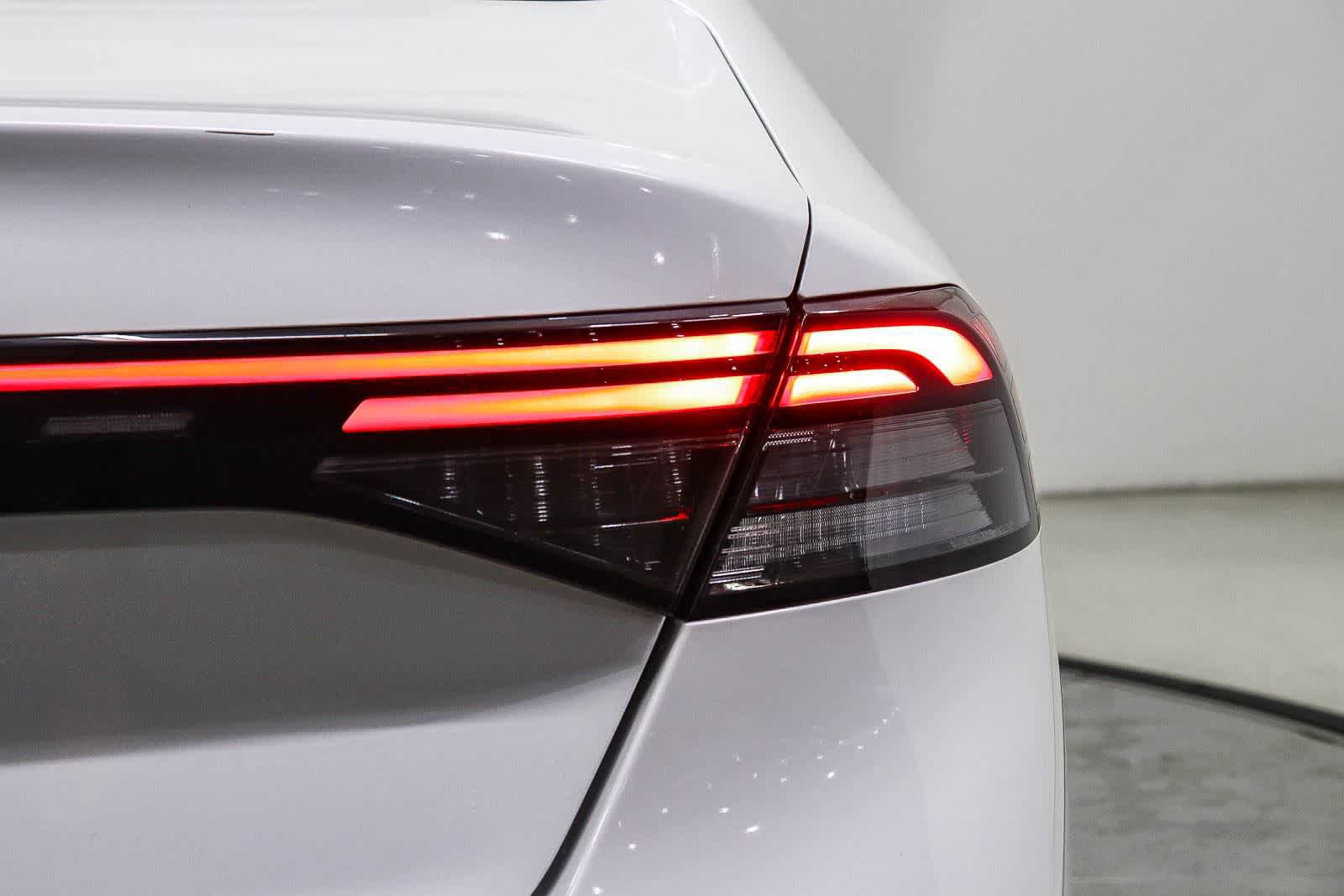 Used 2023 Honda Accord LX image 11