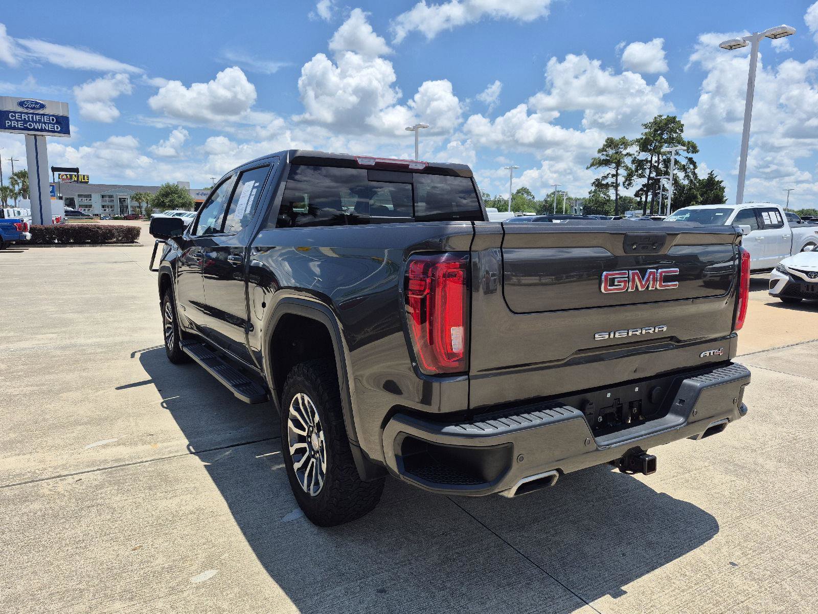 Used 2020 GMC Sierra 1500 AT4 w/ AT4 Premium Package AWD/4WD image 15