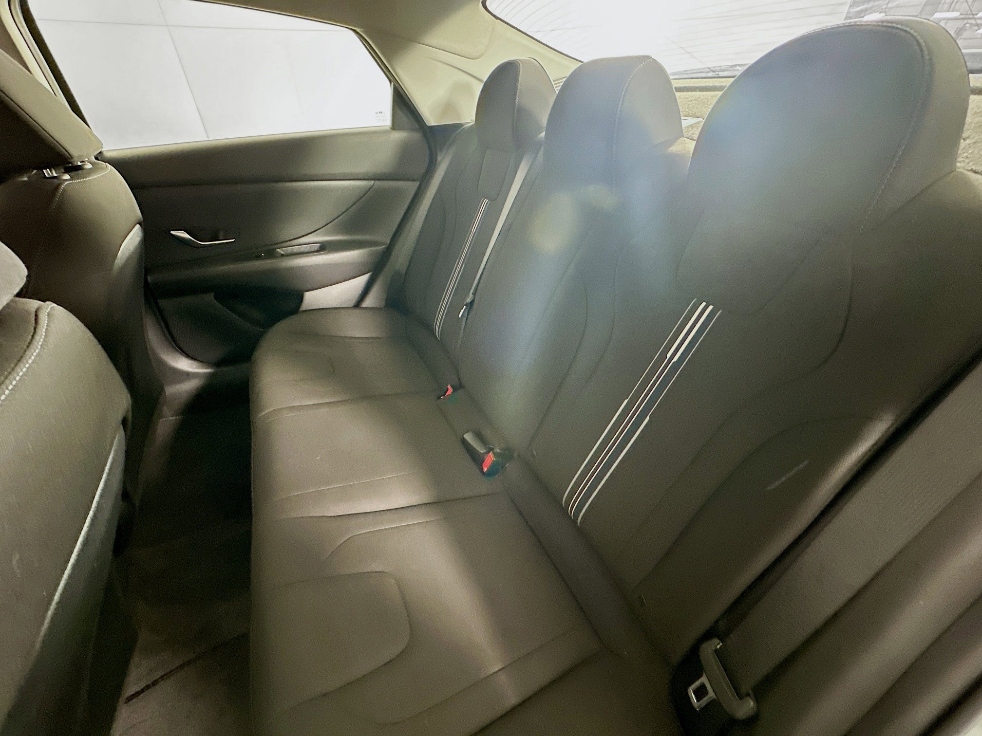 Used 2023 Hyundai Elantra SEL image 25