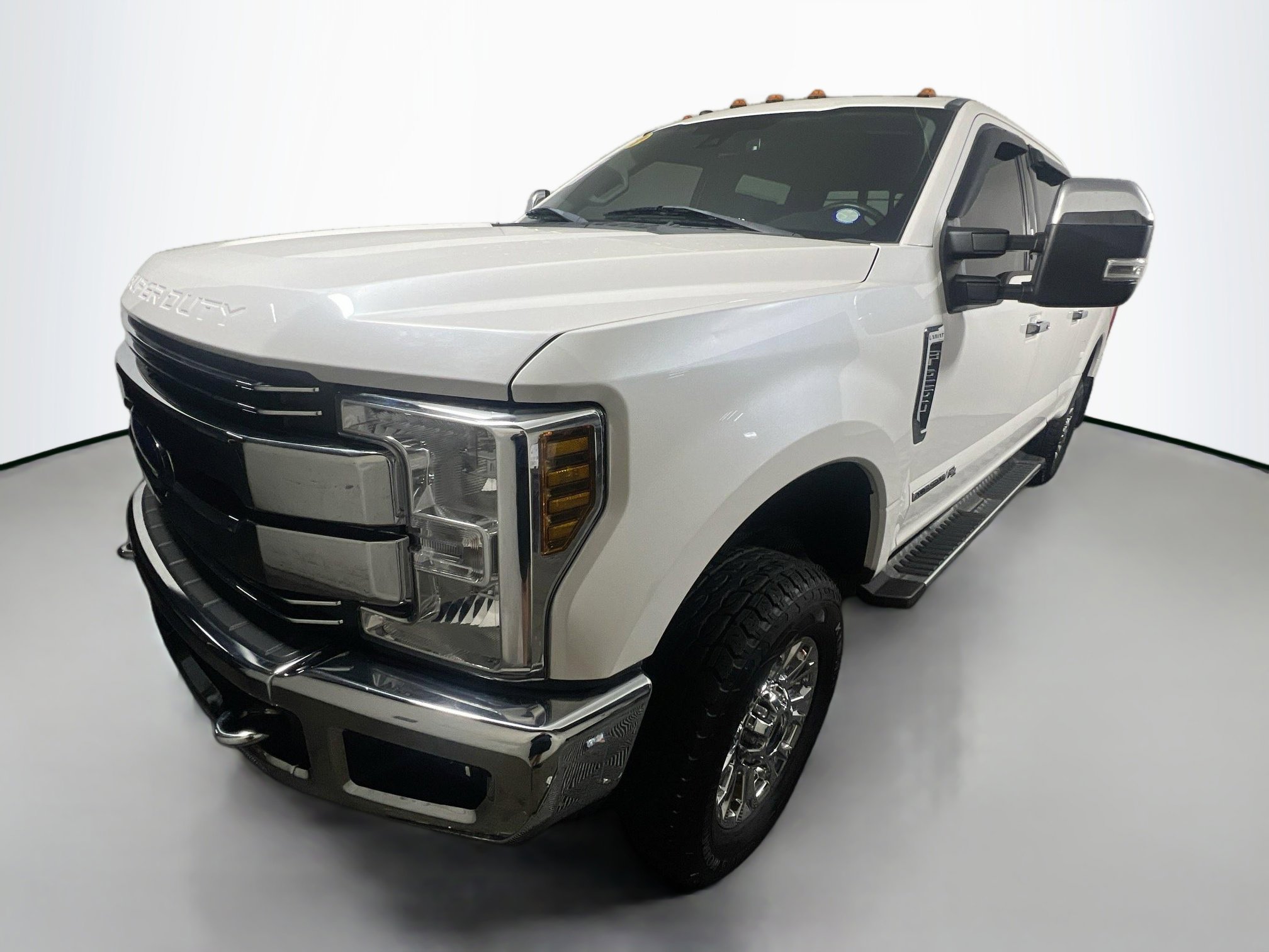Used 2018 Ford F250 Lariat w/ Lariat Ultimate Package image 9