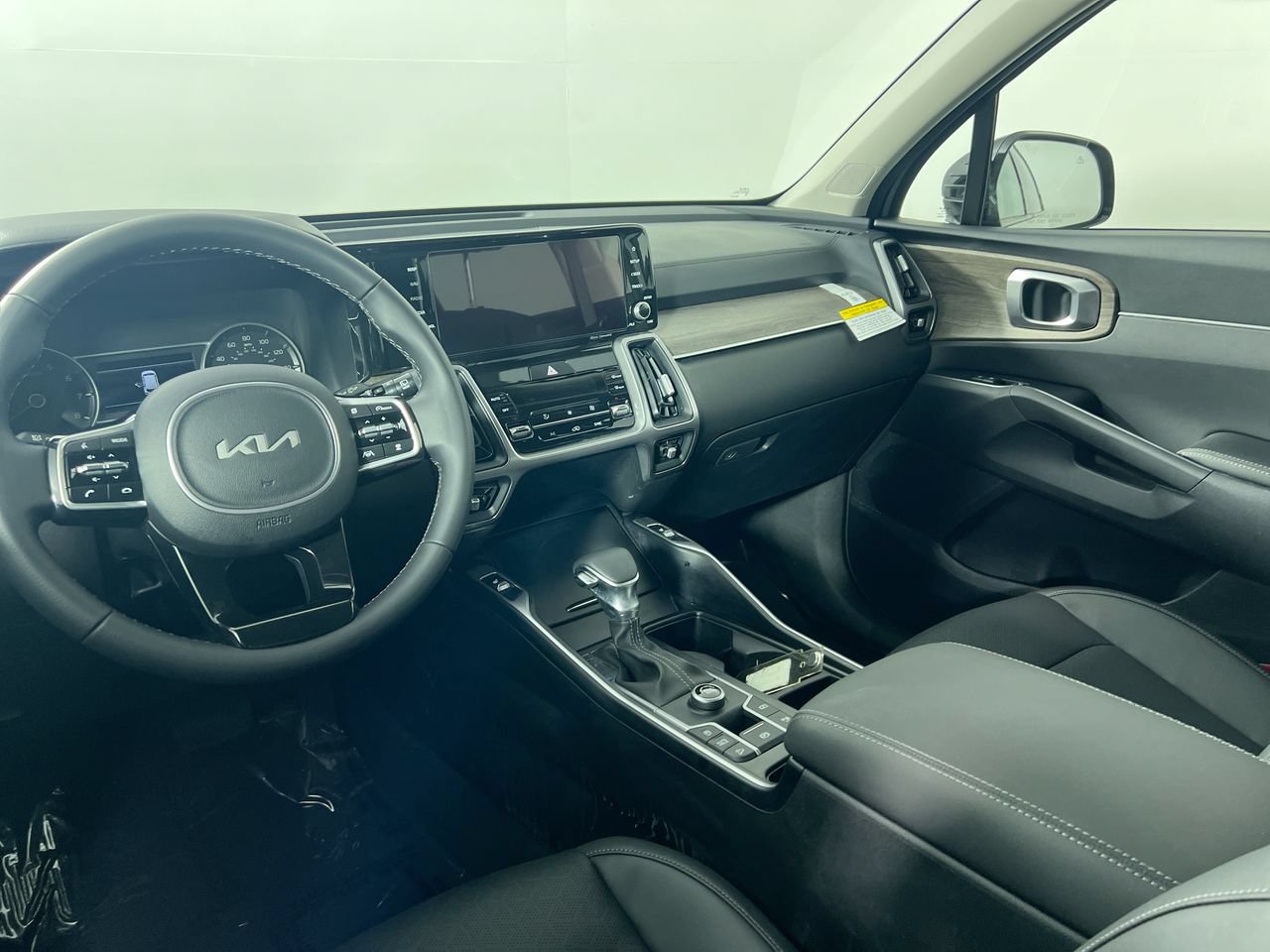 Used 2022 Kia Sorento EX w/ Panoramic Sunroof Package FWD image 29