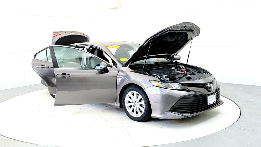Certified 2018 Toyota Camry LE FWD image 12