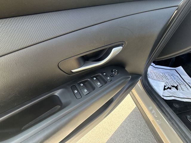 Used 2023 Hyundai Santa Cruz SEL Premium image 13