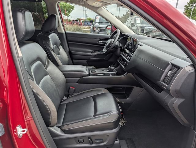 Used 2023 Nissan Pathfinder SL image 33