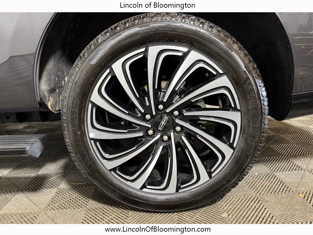 Certified 2025 Lincoln Navigator Black Label AWD/4WD image 40