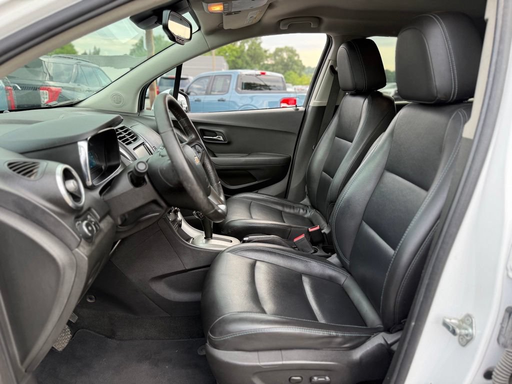 Used 2016 Chevrolet Trax LTZ FWD image 11