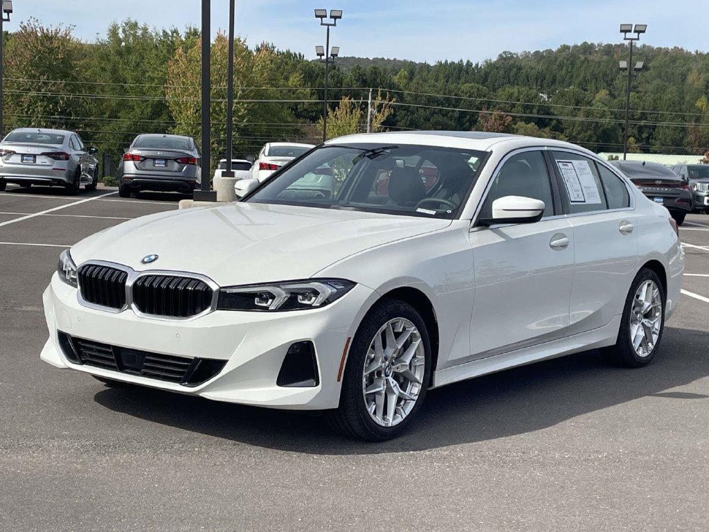 Used 2025 BMW 330i xDrive Sedan w/ Convenience Package AWD/4WD image 28