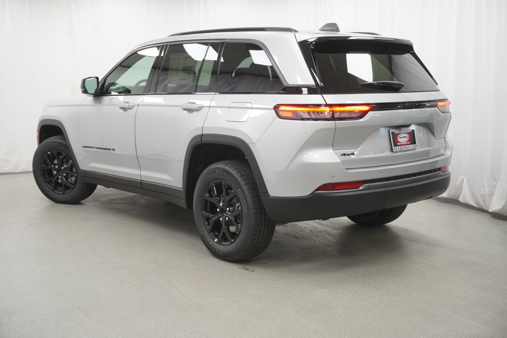 New 2026 Jeep Grand Cherokee Altitude AWD/4WD image 13