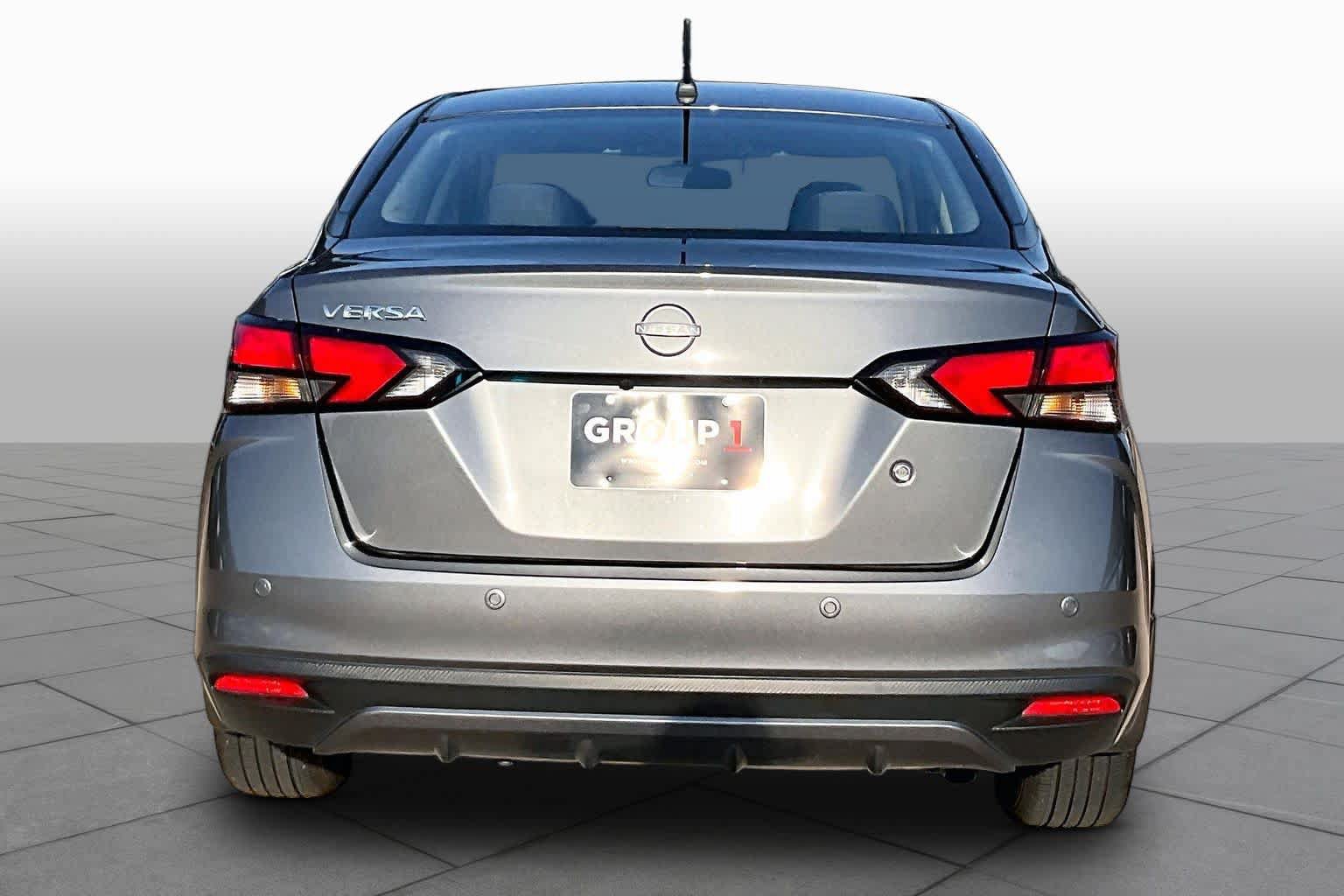 Used 2024 Nissan Versa S w/ S Plus Package FWD image 4